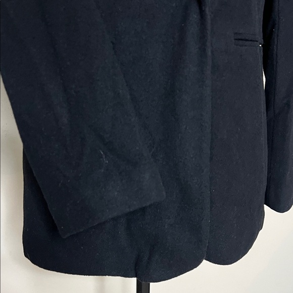 Classic Black Women's Blazer - Picture 6 of 10